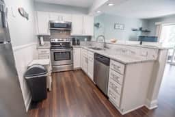 Surfrider Beach Getaway Cozy 1BR,  Beach Access!