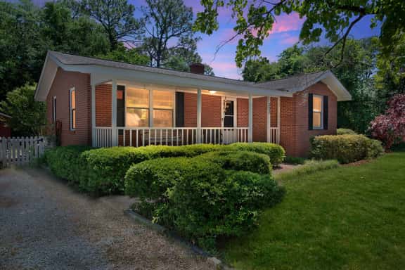 The Oleander Cottage - Image 1